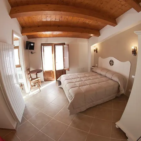 Il Vicoletto Frühstückspension Alfedena