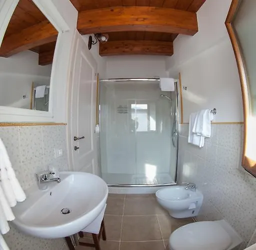 Il Vicoletto 3* アルフェデーナ